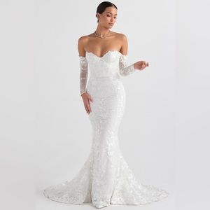 HOUSE OF CB 'Isabelle' White Lace Long Sleeve Bridal Gown NWOT